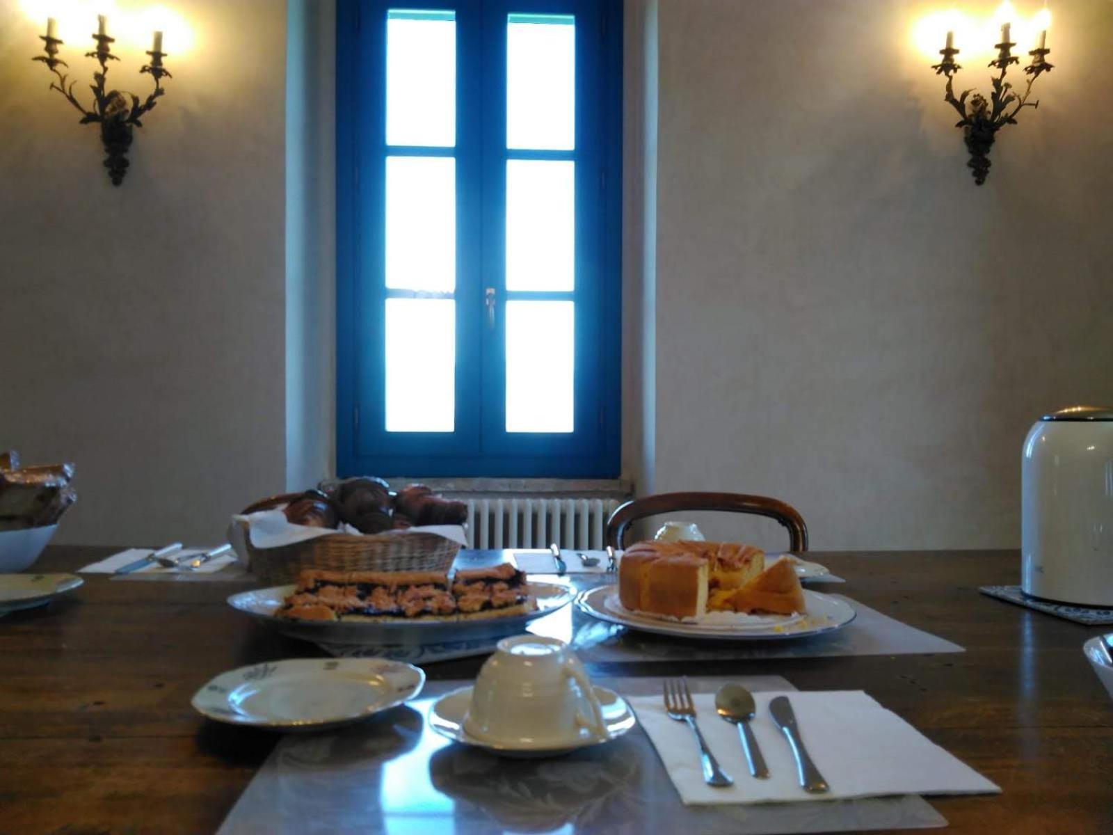 La Casa Dalle Finestre Blu Abbateggio 外观 照片